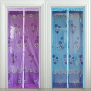 Сетка на дверь с магнитами от комаров цветная 120х220