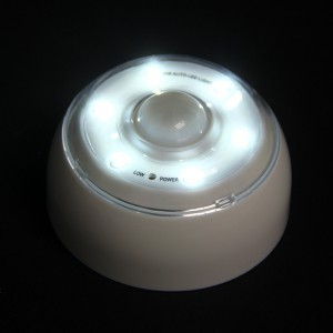 Автономный светодиодный светильник на липучке с датчиком движения